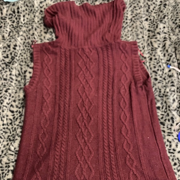 Sweater - Picture 3 of 4